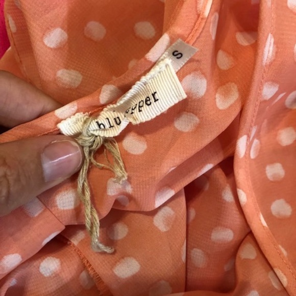 Bundle 2 Blouses, - Picture 6 of 6